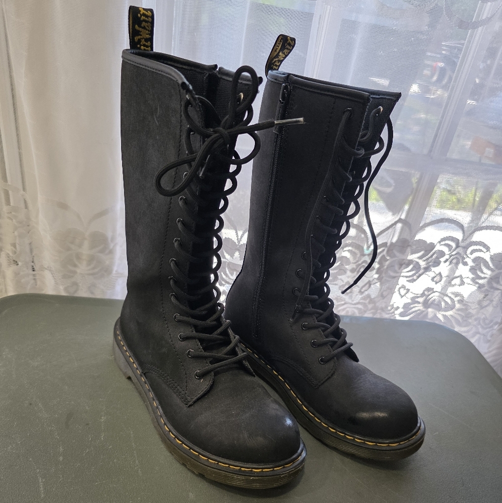 Dr. Martens 1914 Leather 14 Eye Tall Boots Size 6